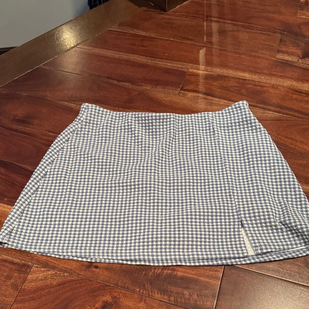 American Eagle Outfitters Blue and White Mini Skirt